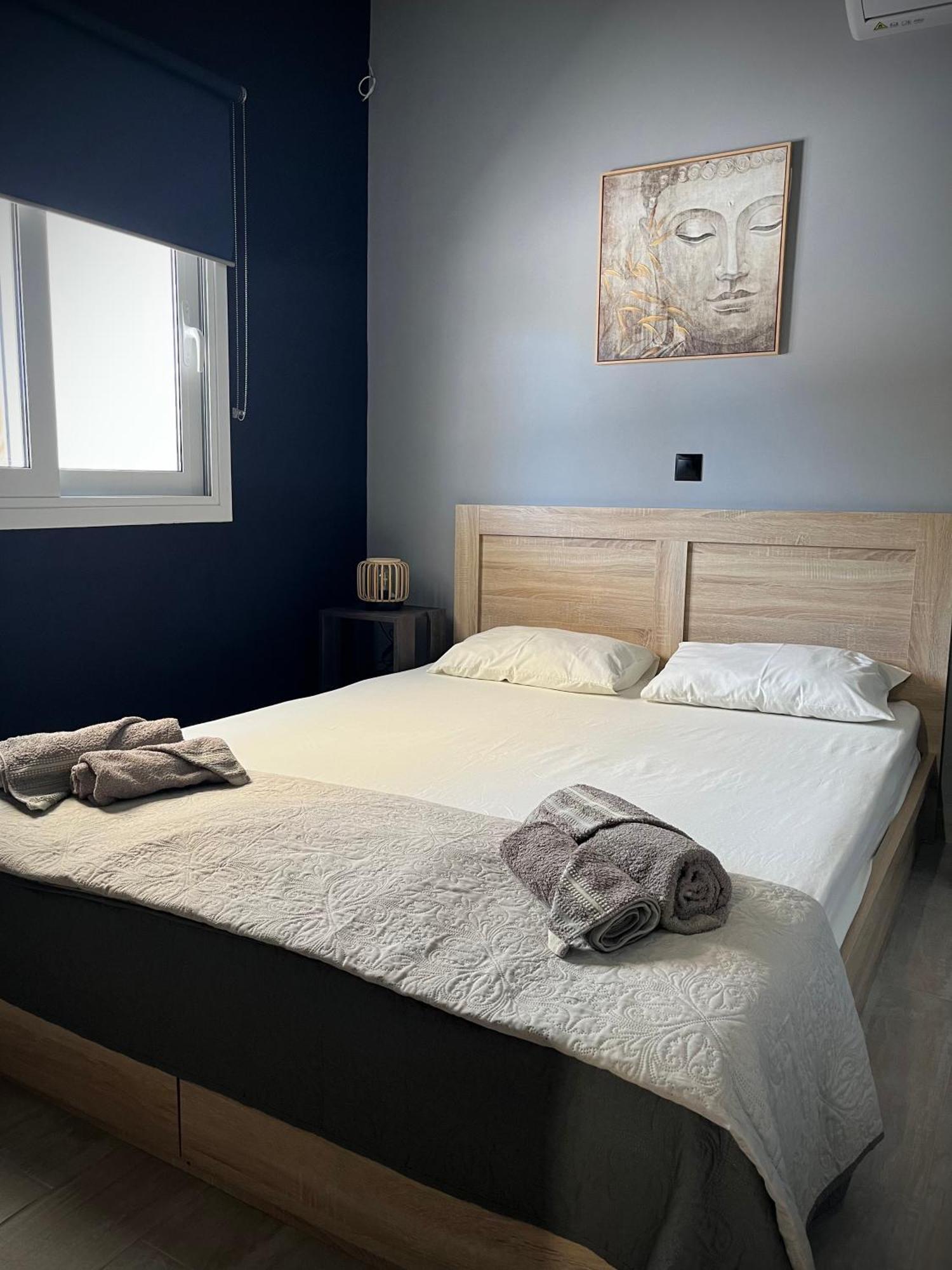 Joannas Airport Luxury Rooms Artemida  Exteriör bild
